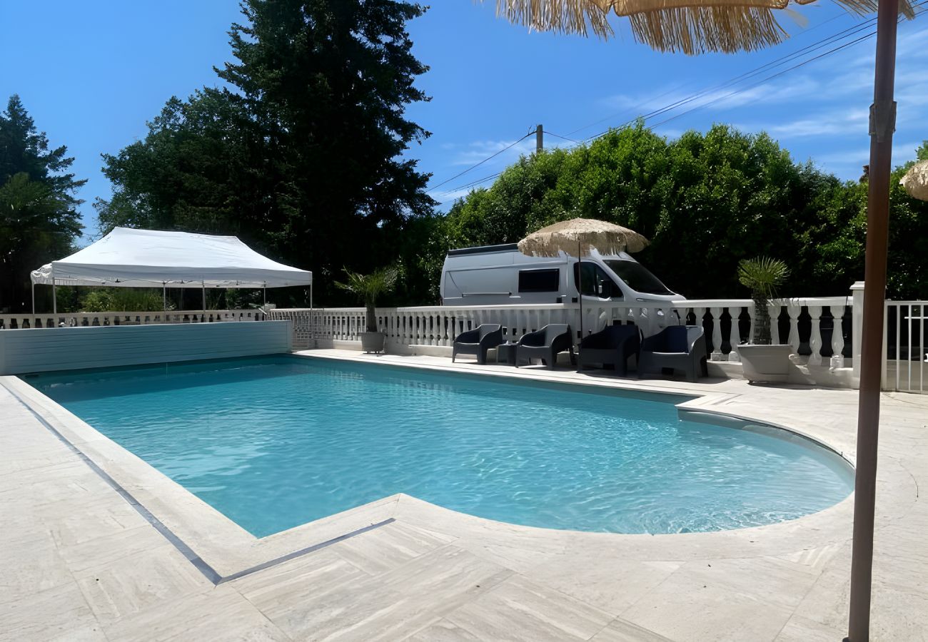 Studio à Spay - Le Pacha - Piscine - 2 pers. - Rêve au mans