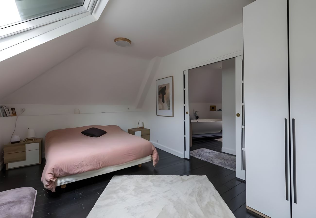 Villa à Le Mans - Le Serengeti - Piscine - 9 pers - Rêve au Mans 