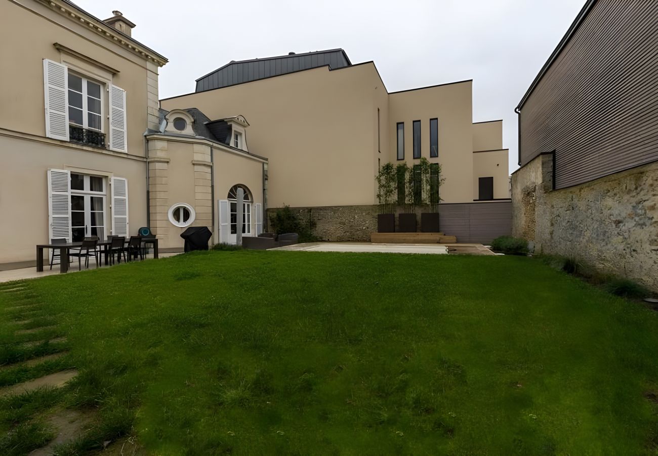 Villa à Le Mans - Le Serengeti - Piscine - 9 pers - Rêve au Mans 
