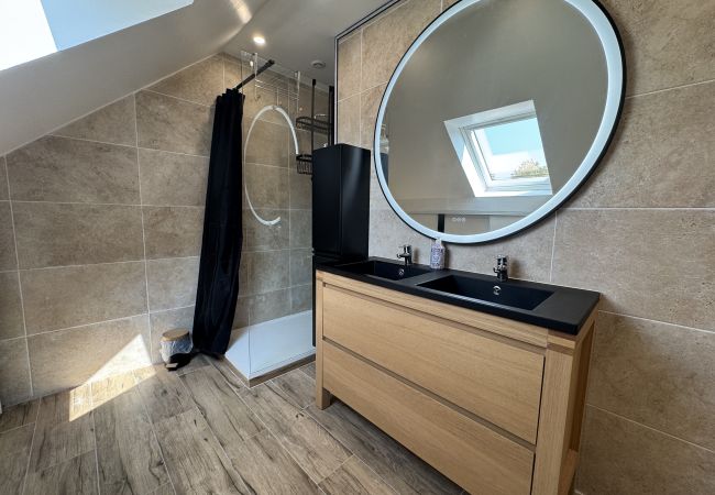 Maison à Le Mans - L'Alhambra House - Proche du Circuit - 11 pers. - Rêve au Mans Maison à Le Mans - L'Alhambra House - Proche du Circuit - 11 pers. - Rêve au Mans