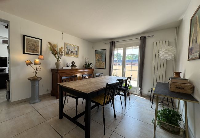 Maison à Le Mans - L'Alhambra House - Proche du Circuit - 11 pers. - Rêve au Mans Maison à Le Mans - L'Alhambra House - Proche du Circuit - 11 pers. - Rêve au Mans