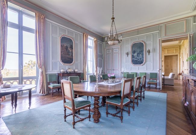 Domaine à Dangeul - Château de Dangeul - Pittoresque - 14p - Rêve au Mans Domaine à Dangeul - Château de Dangeul - Pittoresque - 14p - Rêve au Mans