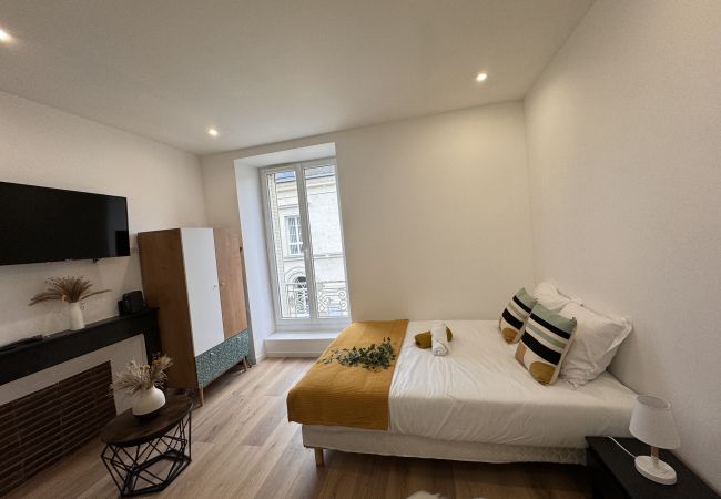 Appartement à Ecommoy - Le Cocon - 3p-Centre - Cosy - Rêve au Mans Appartement à Ecommoy - Le Cocon - 3p-Centre - Cosy - Rêve au Mans