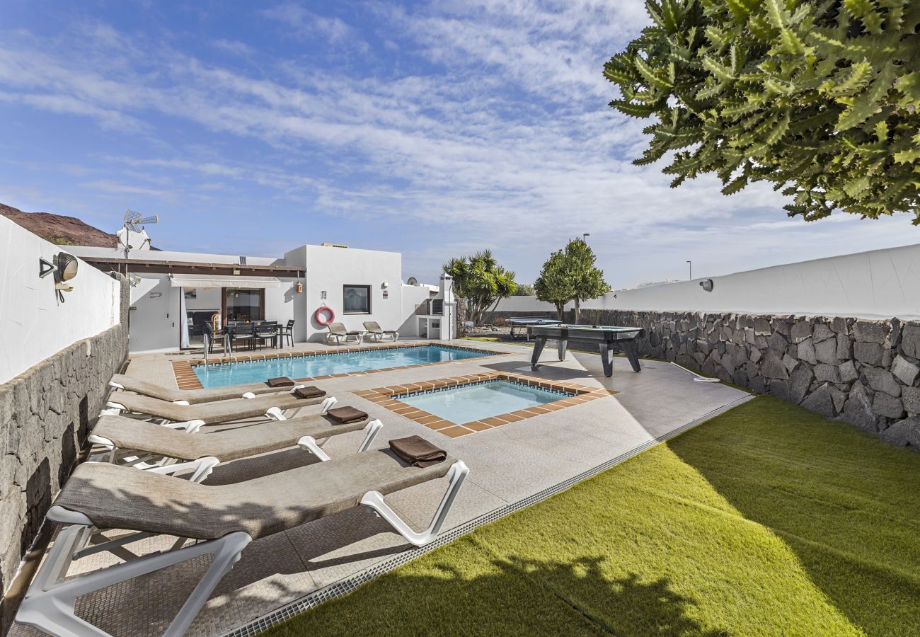 Villa à Playa Blanca - Villa Bezanilla - Villasexperience