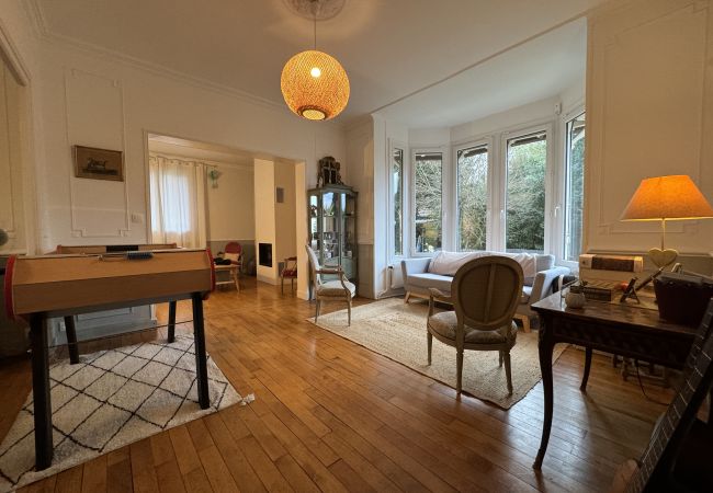 Maison à Le Mans - La Belle Demeure - Centre - Piscine - Rêve au Mans Maison à Le Mans - La Belle Demeure - Centre - Piscine - Rêve au Mans