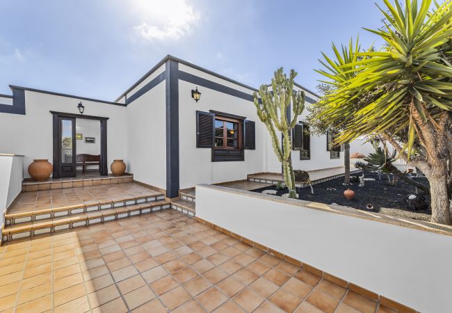 Villa à Güime - Villa Panorámica - Villas Experience Villa à Güime - Villa Panorámica - Villas Experience