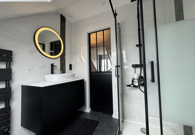 Maison à Saint-Gervais-en-Belin - La Villa des roses Maison à Saint-Gervais-en-Belin - La Villa des roses