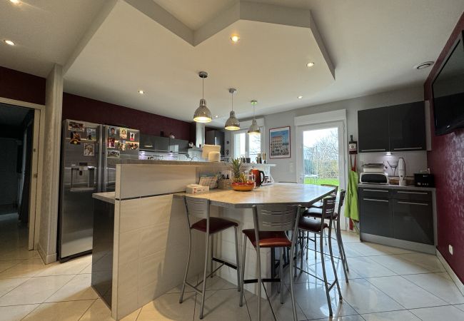 Maison à Saint-Gervais-en-Belin - La Villa des roses Maison à Saint-Gervais-en-Belin - La Villa des roses