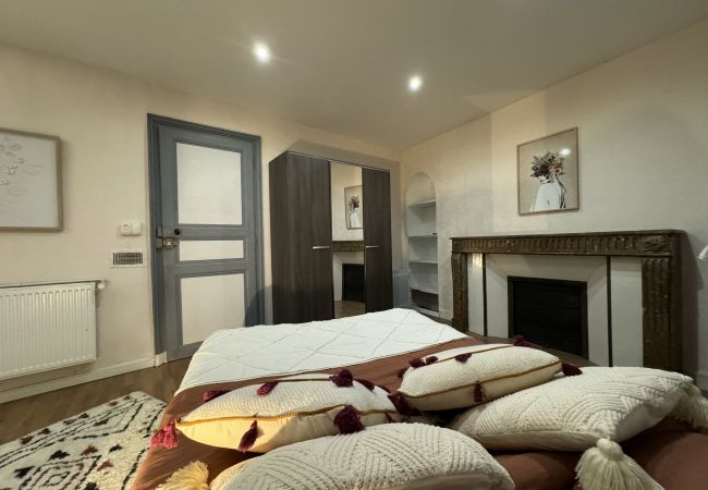 Villa à Le Mans - Villa Barillerie 1870 - Centre - 24 personnes Villa à Le Mans - Villa Barillerie 1870 - Centre - 24 personnes