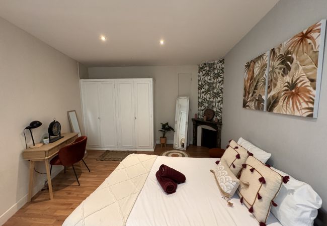 Villa à Le Mans - Villa Barillerie 1870 - Centre - 24 personnes Villa à Le Mans - Villa Barillerie 1870 - Centre - 24 personnes