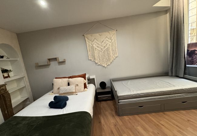 Villa à Le Mans - Villa Barillerie 1870 - Centre - 24 personnes Villa à Le Mans - Villa Barillerie 1870 - Centre - 24 personnes