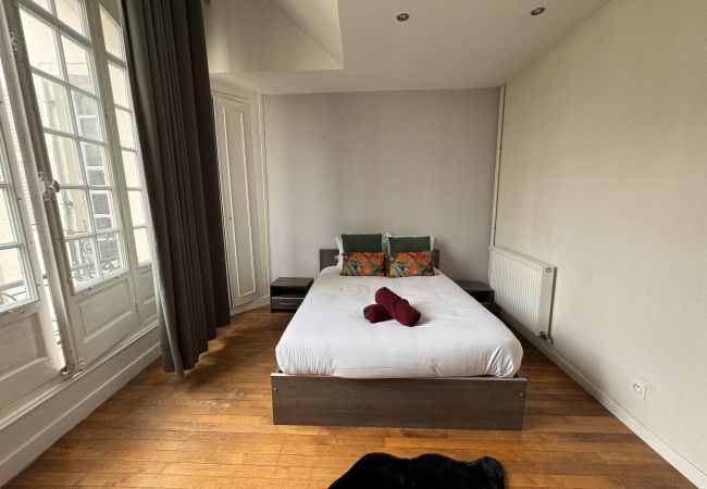 Villa à Le Mans - Villa Barillerie 1870 - Centre - 24 personnes Villa à Le Mans - Villa Barillerie 1870 - Centre - 24 personnes