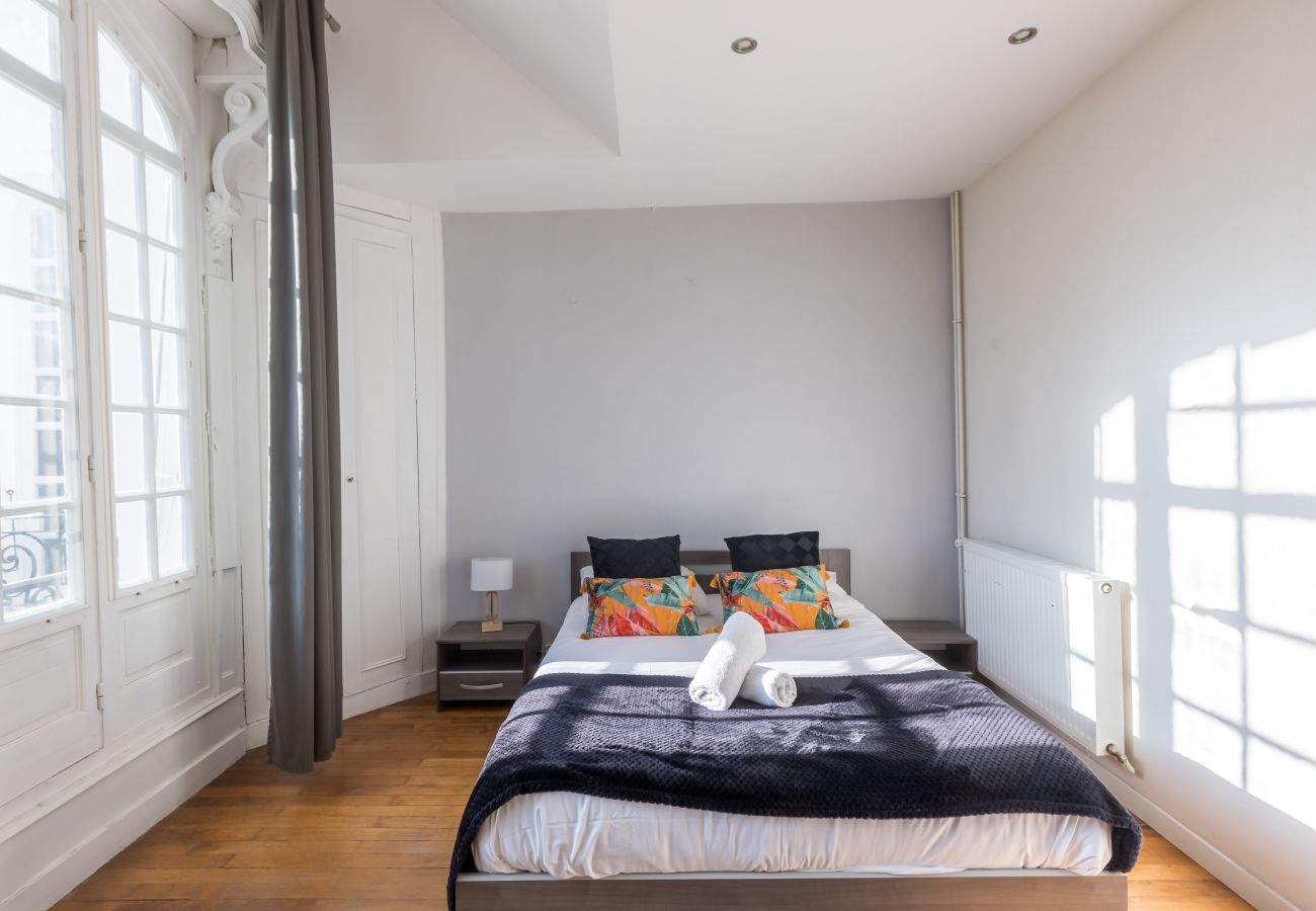 Villa à Le Mans - Villa Barillerie 1870 - Centre - 24 personnes