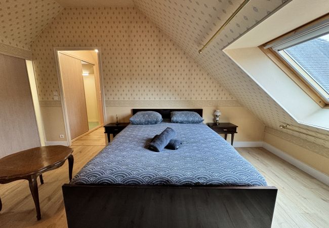 Maison à Changé - La Changéenne - Charme - 15 pers - Rêve au Mans Maison à Changé - La Changéenne - Charme - 15 pers - Rêve au Mans
