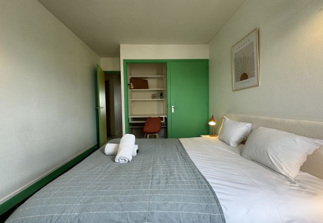 Appartement à Le Mans - La Toise - 8 personnes - Wifi - Rêve au Mans  Appartement à Le Mans - La Toise - 8 personnes - Wifi - Rêve au Mans