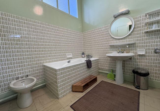 Domaine à Maigné - Château de Resteau - Haut de Gamme - 15 pers - Rêve au Mans Domaine à Maigné - Château de Resteau - Haut de Gamme - 15 pers - Rêve au Mans