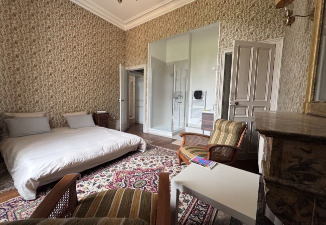 Domaine à Maigné - Château de Resteau - Haut de Gamme - 15 pers - Rêve au Mans Domaine à Maigné - Château de Resteau - Haut de Gamme - 15 pers - Rêve au Mans