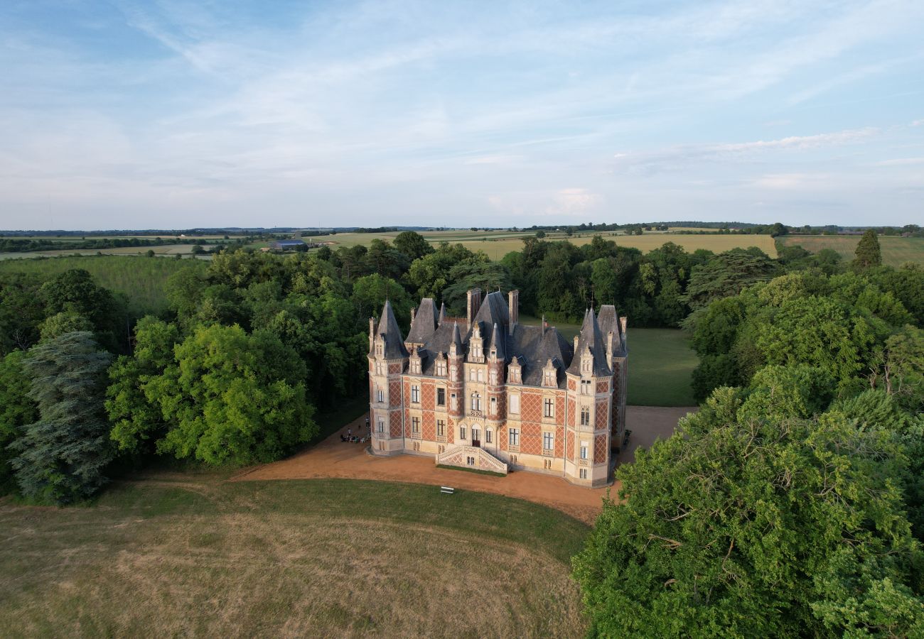 Domaine à Maigné - Château de Resteau - Haut de Gamme - 15 pers - Rêve au Mans