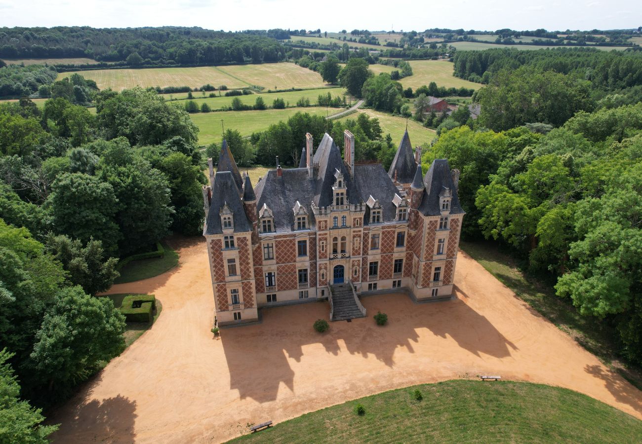 Domaine à Maigné - Château de Resteau - Haut de Gamme - 15 pers - Rêve au Mans