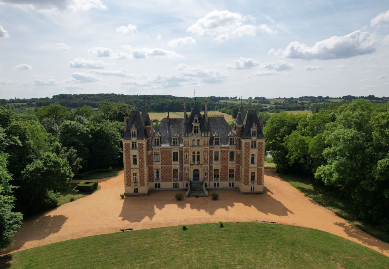 Domaine à Maigné - Château de Resteau - Haut de Gamme - 15 pers - Rêve au Mans