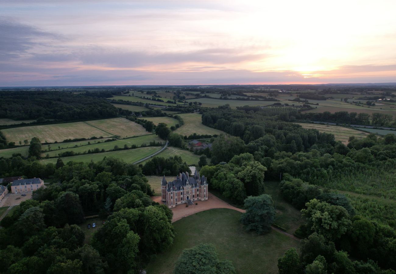 Domaine à Maigné - Château de Resteau - Haut de Gamme - 15 pers - Rêve au Mans