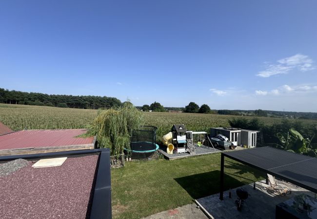 Maison à Saint-Mars-d´Outillé - Le QG des Bolides - 12 pers - Circuit - Rêve au Mans Maison à Saint-Mars-d´Outillé - Le QG des Bolides - 12 pers - Circuit - Rêve au Mans