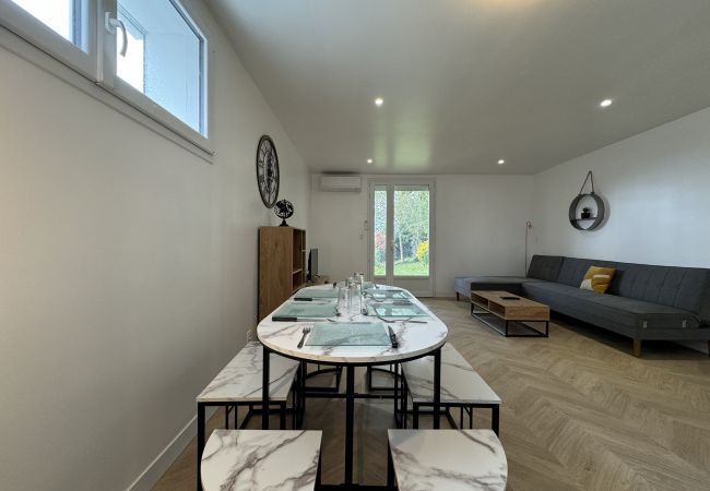 Maison à Le Mans -  L'Oasis - Gazonfier - 7 pers - Rêve au Mans Maison à Le Mans -  L'Oasis - Gazonfier - 7 pers - Rêve au Mans