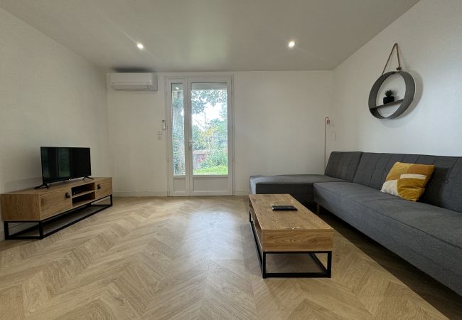 Maison à Le Mans -  L'Oasis - Gazonfier - 7 pers - Rêve au Mans Maison à Le Mans -  L'Oasis - Gazonfier - 7 pers - Rêve au Mans