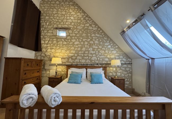 Gîte Rural à Aubigné-Racan - La Grange D'EsusTerra - piscine - 6 pers - Rêve au Mans Gîte Rural à Aubigné-Racan - La Grange D'EsusTerra - piscine - 6 pers - Rêve au Mans