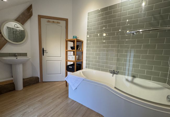 Gîte Rural à Aubigné-Racan - La Grange D'EsusTerra - piscine - 6 pers - Rêve au Mans Gîte Rural à Aubigné-Racan - La Grange D'EsusTerra - piscine - 6 pers - Rêve au Mans