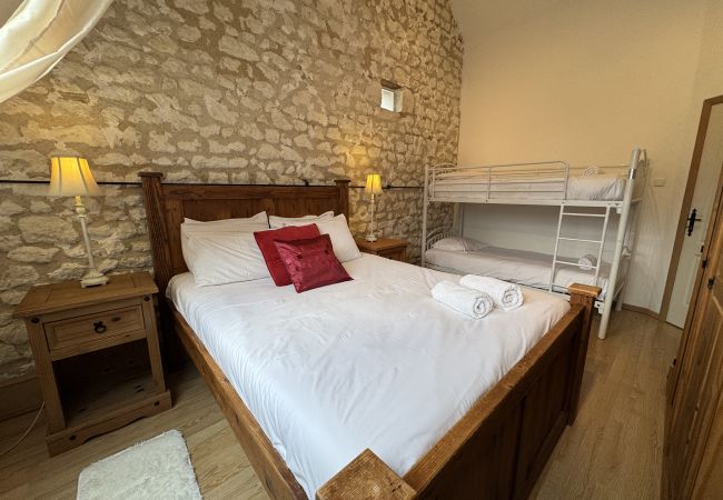 Gîte Rural à Aubigné-Racan - La Grange D'EsusTerra - piscine - 6 pers - Rêve au Mans Gîte Rural à Aubigné-Racan - La Grange D'EsusTerra - piscine - 6 pers - Rêve au Mans