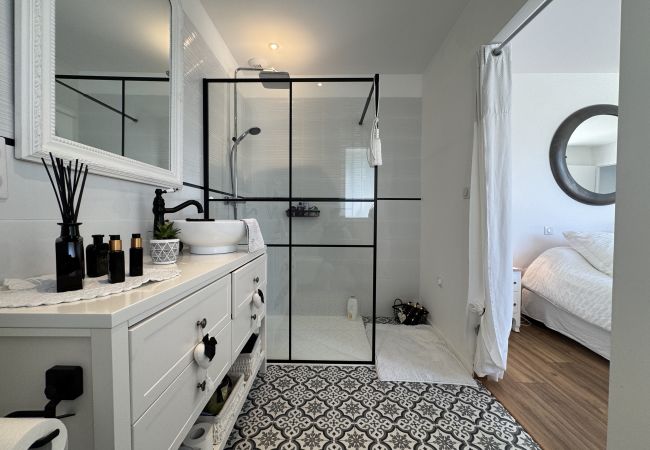 Maison à Ruaudin - Le Luxury - 24h du Mans - 6pers - Rêve au Mans Maison à Ruaudin - Le Luxury - 24h du Mans - 6pers - Rêve au Mans