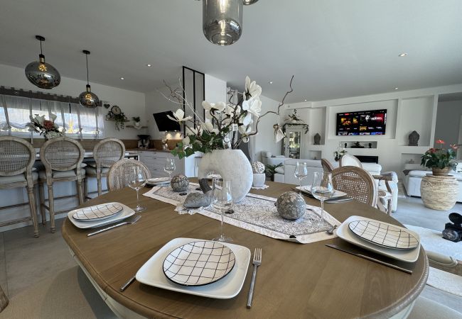 Maison à Ruaudin - Le Luxury - 24h du Mans - 6pers - Rêve au Mans Maison à Ruaudin - Le Luxury - 24h du Mans - 6pers - Rêve au Mans