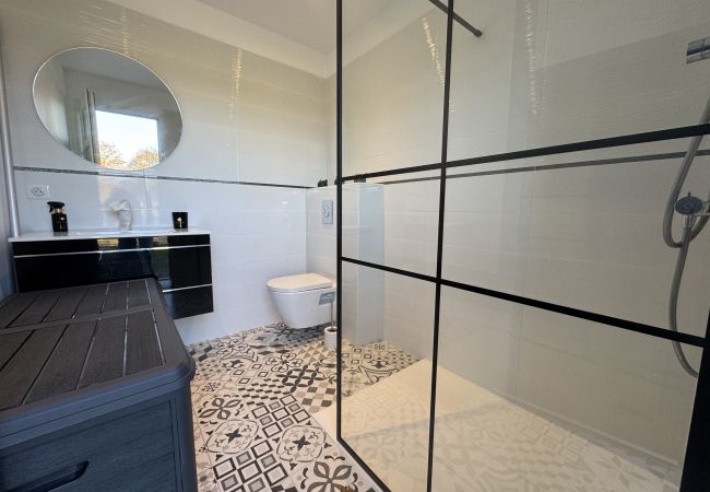 Maison à Ruaudin - Le Luxury - 24h du Mans - 6pers - Rêve au Mans Maison à Ruaudin - Le Luxury - 24h du Mans - 6pers - Rêve au Mans