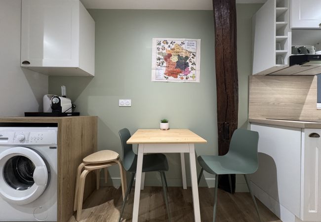 Appartement à Le Mans -  Le Grand Victor - 7 pers - Hyper Centre - Rêve au Mans Appartement à Le Mans -  Le Grand Victor - 7 pers - Hyper Centre - Rêve au Mans