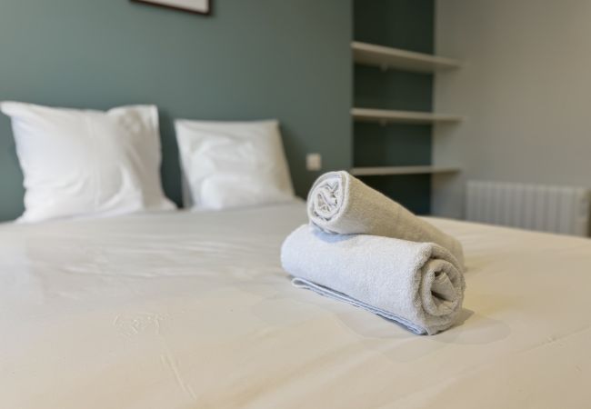 Appartement à Le Mans -  Le Grand Victor - 7 pers - Hyper Centre - Rêve au Mans Appartement à Le Mans -  Le Grand Victor - 7 pers - Hyper Centre - Rêve au Mans