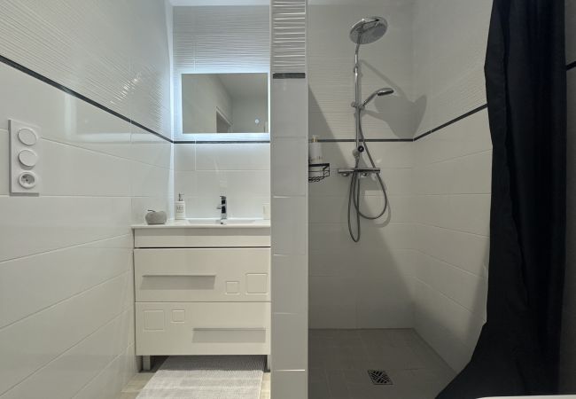 Maison à Ruaudin -  Le Refuge - confort - 5 pers - Rêve au Mans Maison à Ruaudin -  Le Refuge - confort - 5 pers - Rêve au Mans