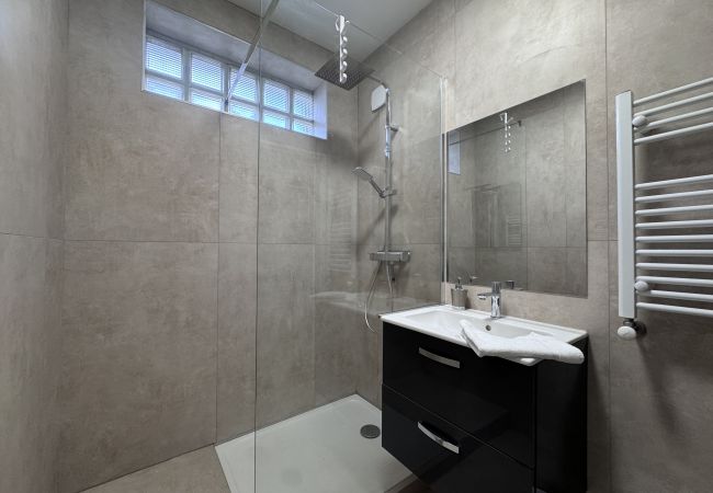 Appartement à Le Mans - Le Tempo - 7 pers - Circuit - Rêve au Mans Appartement à Le Mans - Le Tempo - 7 pers - Circuit - Rêve au Mans