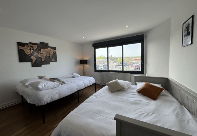 Maison à Le Mans - Le Maki - 10 pers  - Rêve au Mans Maison à Le Mans - Le Maki - 10 pers  - Rêve au Mans