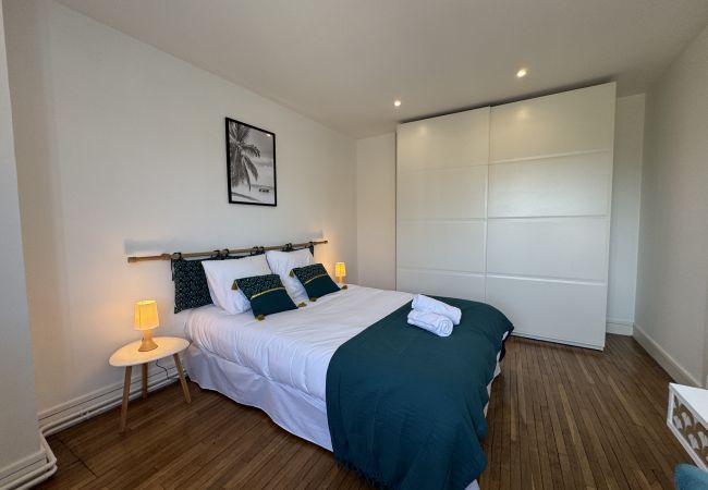 Maison à Le Mans - Le Maki - 10 pers  - Rêve au Mans Maison à Le Mans - Le Maki - 10 pers  - Rêve au Mans