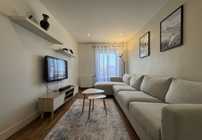 Maison à Le Mans - Le Maki - 10 pers  - Rêve au Mans Maison à Le Mans - Le Maki - 10 pers  - Rêve au Mans