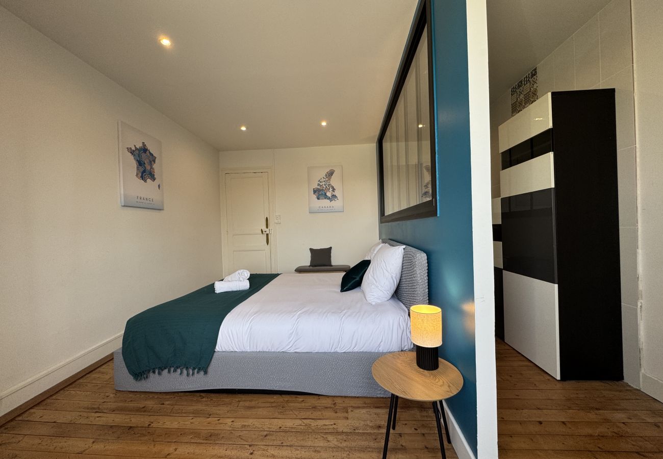 Maison à Le Mans - Le Maki - 10 pers - Piscine - Rêve au Mans