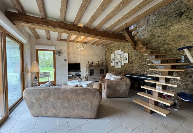 Maison à Roézé-sur-Sarthe - La Parenthèse Verte - 8pers - Piscine - Rêve au Mans Maison à Roézé-sur-Sarthe - La Parenthèse Verte - 8pers - Piscine - Rêve au Mans