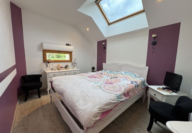 Maison à Roézé-sur-Sarthe - La Parenthèse Verte - 8pers - Piscine - Rêve au Mans Maison à Roézé-sur-Sarthe - La Parenthèse Verte - 8pers - Piscine - Rêve au Mans