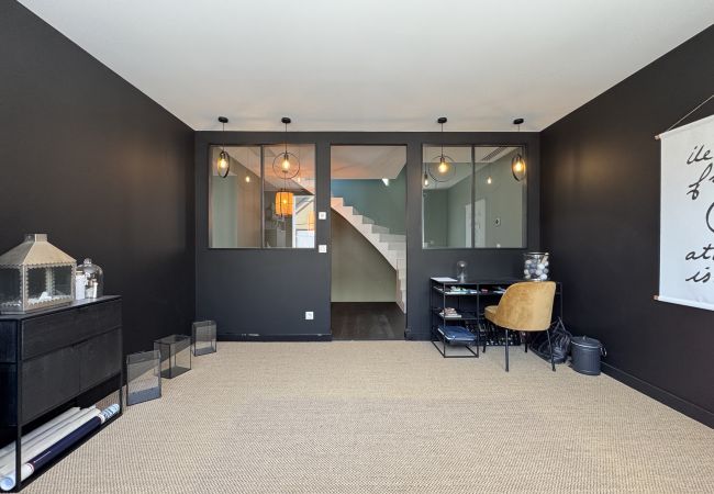 Maison à Le Mans - Villa terracotta - 11pers - 24h du Mans - Rêve au Mans Maison à Le Mans - Villa terracotta - 11pers - 24h du Mans - Rêve au Mans