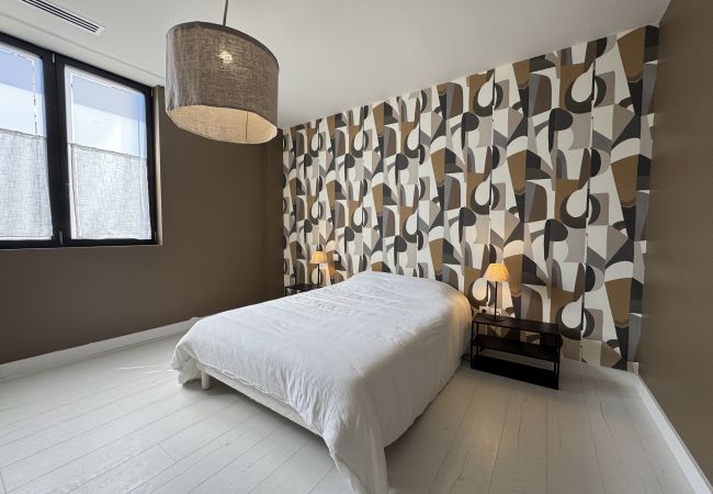 Maison à Le Mans - Villa terracotta - 11pers - 24h du Mans - Rêve au Mans Maison à Le Mans - Villa terracotta - 11pers - 24h du Mans - Rêve au Mans