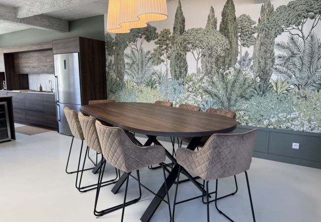 Maison à Le Mans - Villa terracotta - 11pers - 24h du Mans - Rêve au Mans Maison à Le Mans - Villa terracotta - 11pers - 24h du Mans - Rêve au Mans