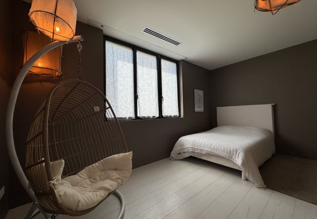 Maison à Le Mans - Villa terracotta - 11pers - 24h du Mans - Rêve au Mans Maison à Le Mans - Villa terracotta - 11pers - 24h du Mans - Rêve au Mans