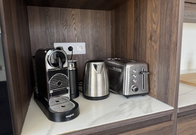 Maison à Le Mans - Villa terracotta - 11pers - 24h du Mans - Rêve au Mans Maison à Le Mans - Villa terracotta - 11pers - 24h du Mans - Rêve au Mans