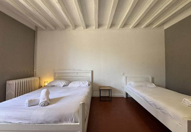 Gîte Rural à Teloché - L’Endurance 24h - 15pers - Circuit Bugatti - Rêve au Mans Gîte Rural à Teloché - L’Endurance 24h - 15pers - Circuit Bugatti - Rêve au Mans